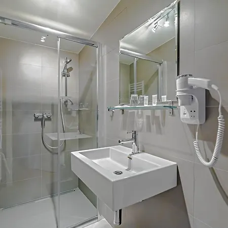 Tgm Отель 3*